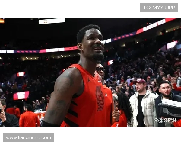 艾顿眼睛遭戳伤自嘲成海盗 艾顿眼睛遭戳伤自嘲成海盗